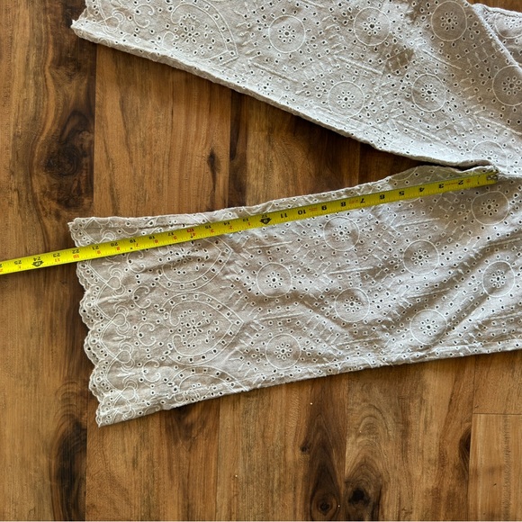 Sundance XS Bohemian Scallop Capri Crop Pant. Beige, Cream, light brown. NWOT - Picture 7 of 12